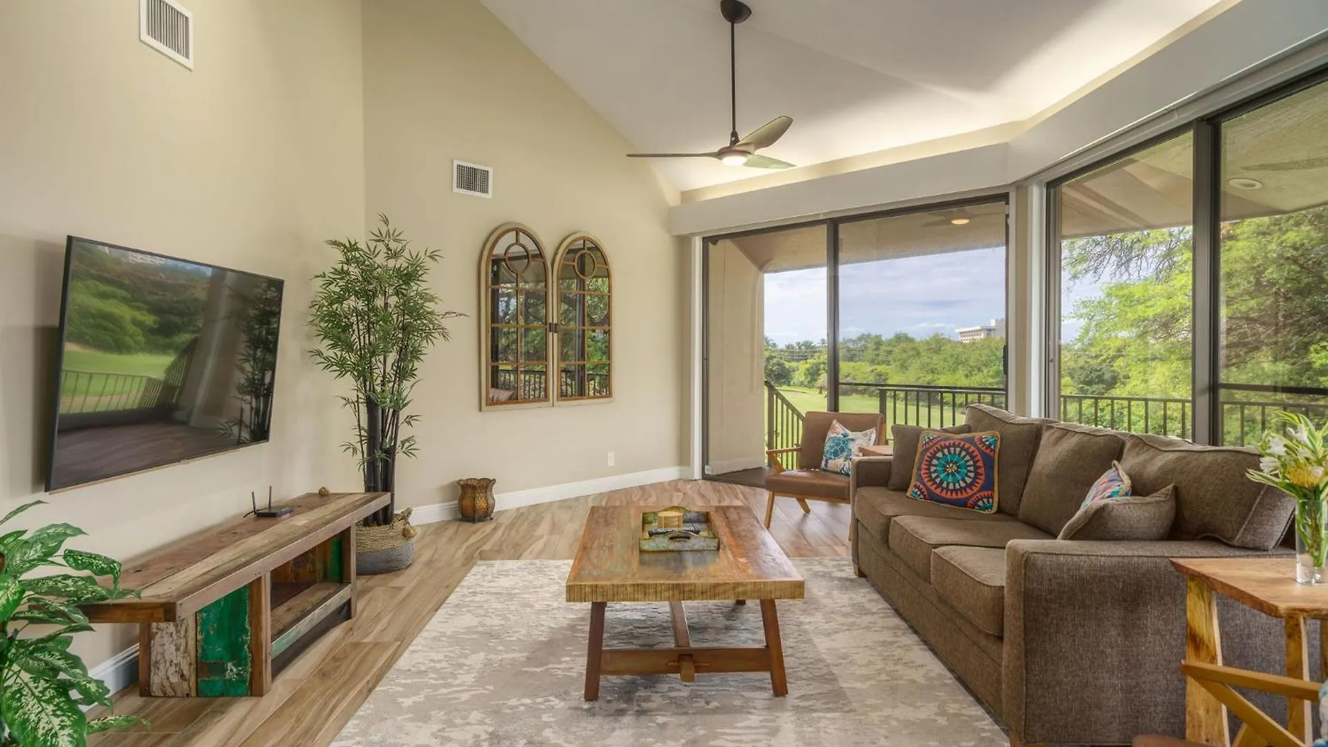 Holiday home Kaanapali Hini New Pool - Fully Remodeled - Across The Street From Kaanapali Beach Lahaina United States