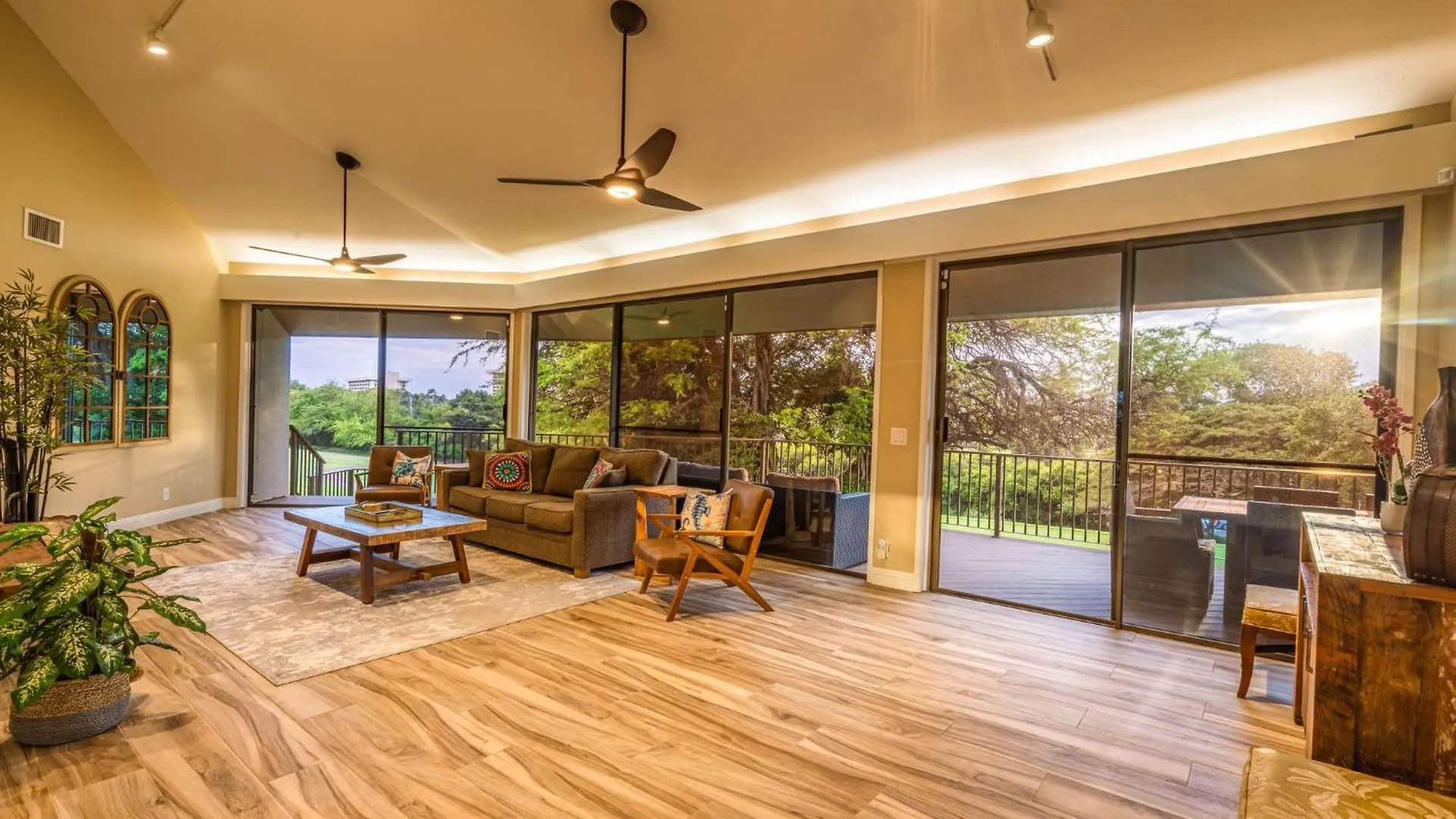 Kaanapali Hini New Pool - Fully Remodeled - Across The Street From Kaanapali Beach Lahaina Holiday home