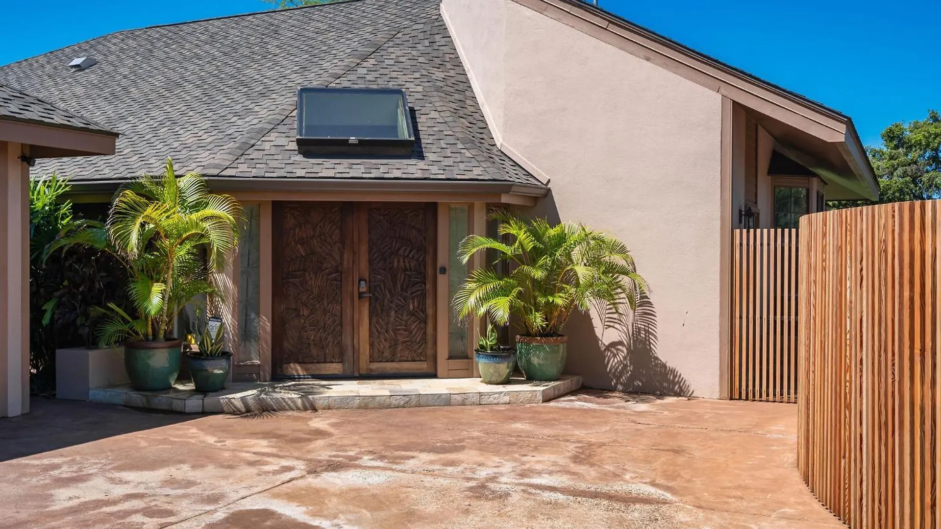 Kaanapali Hini New Pool - Fully Remodeled - Across The Street From Kaanapali Beach Lahaina